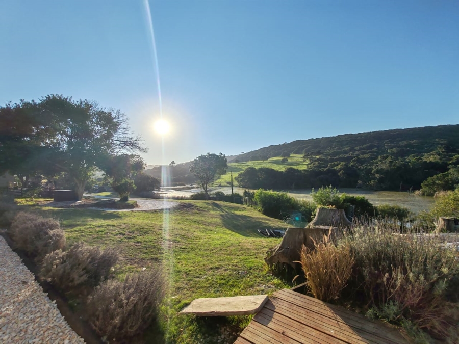 Commercial Property for Sale in Colleen Glen Eastern Cape